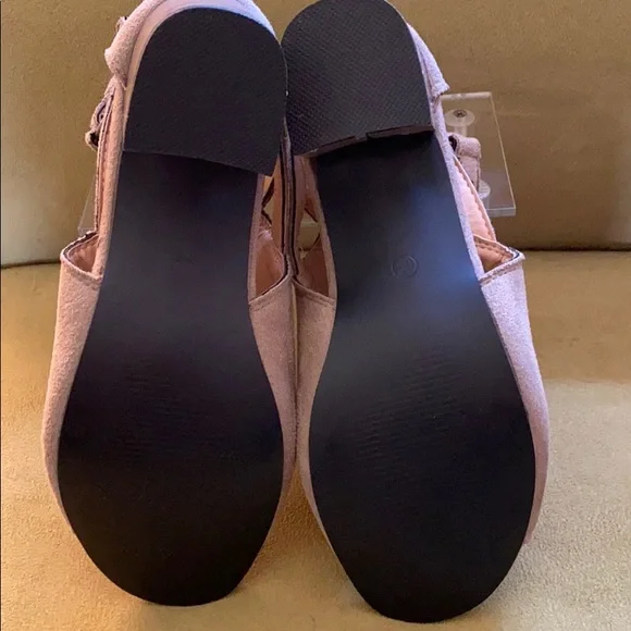 NWOB!!Suede Tan Booties - Picture 2 of 5